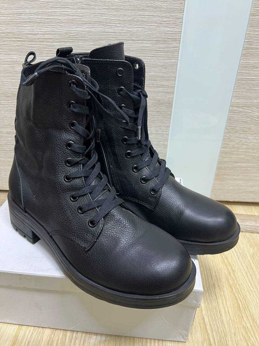 Женская обувь ботинки