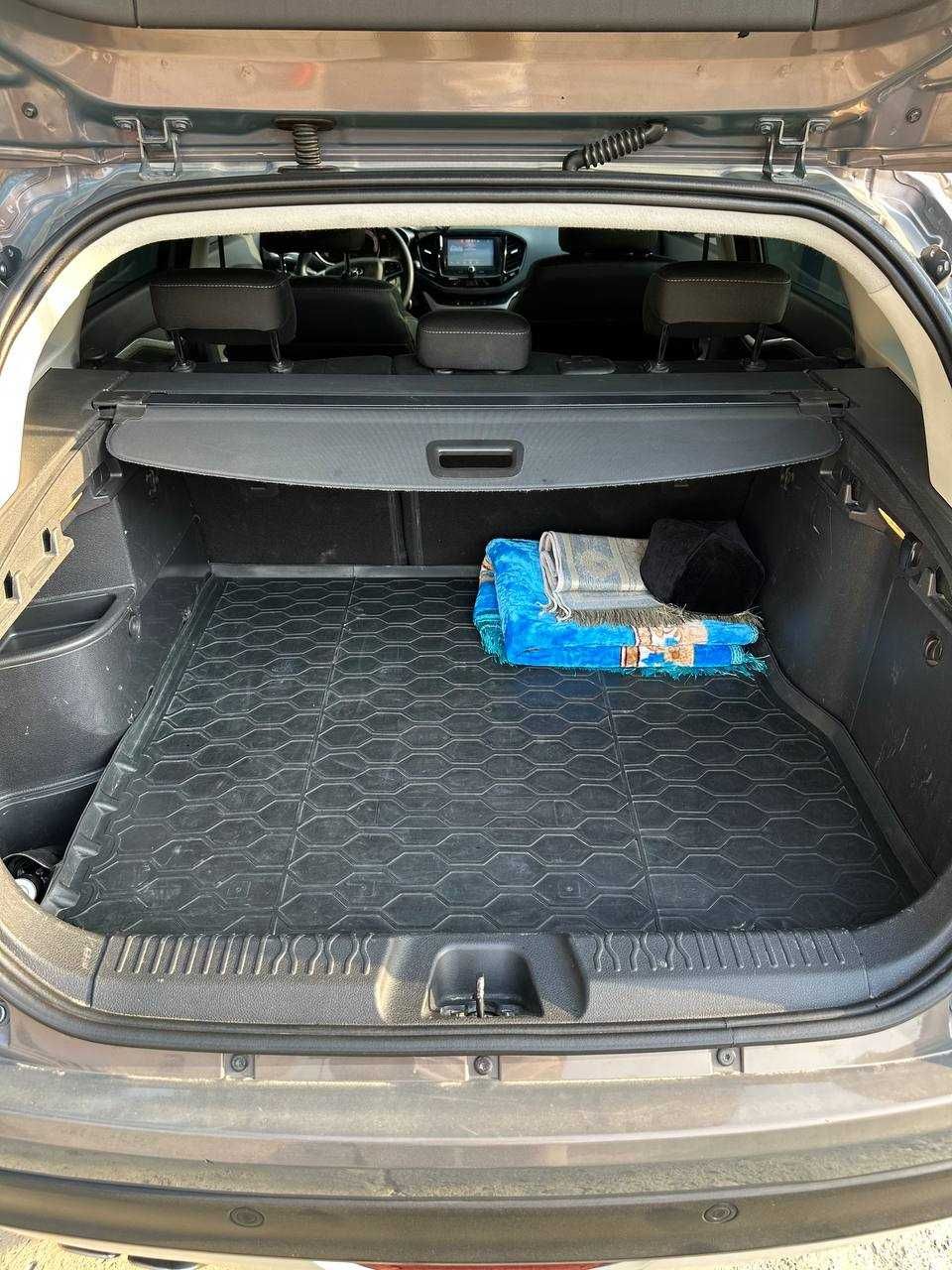 Lada Vesta SW Cross 1.8 ФУЛЛ