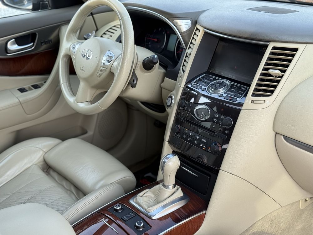 Infiniti Fx 30 D* 2012г* АВТОМАТИК* ТОП СЪСТОЯНИЕ*