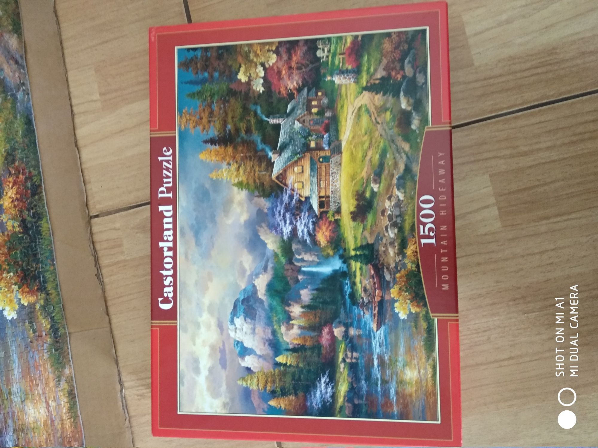 Vând puzzle 1500 piese