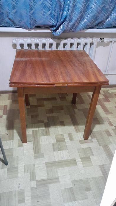 Продаю раскладной стол