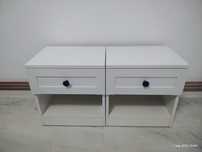 Noptiere albe elegante