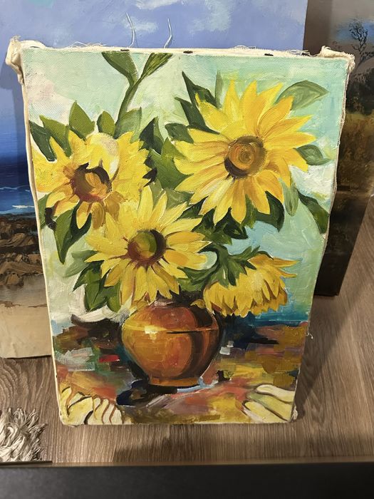 Продаются картины маслом,размер разные