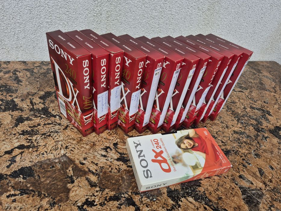 Vând 82 casete video VHS originale TDK,Sony 240 minute, filme Acțiune