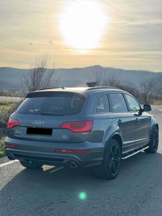 Audi Q7 Facelift S Line Jante R21 Volan dreapta 3.0 TDI Euro 5 BOSE