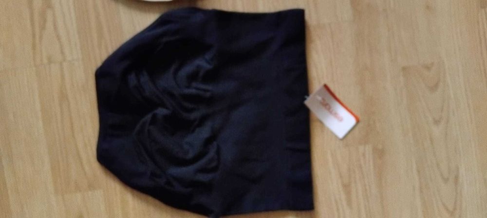 Chiloti modelatori ,noi ,marime L/XL