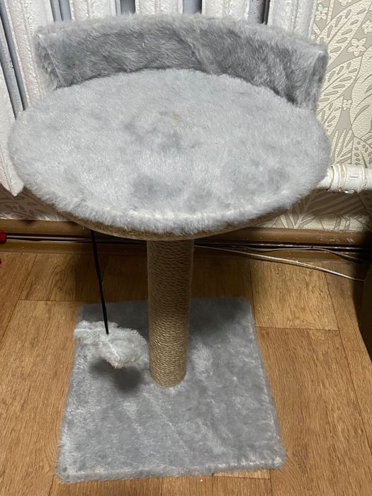 Продам лежанку-когтеточку -когтеточку.