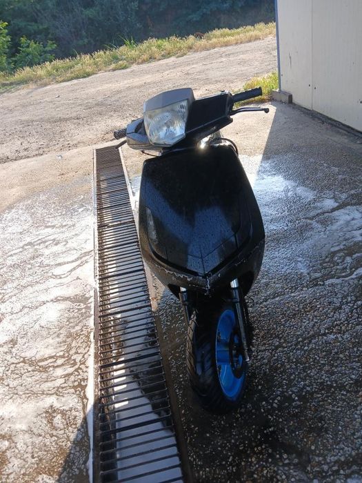 Scuter vivacity 49cm