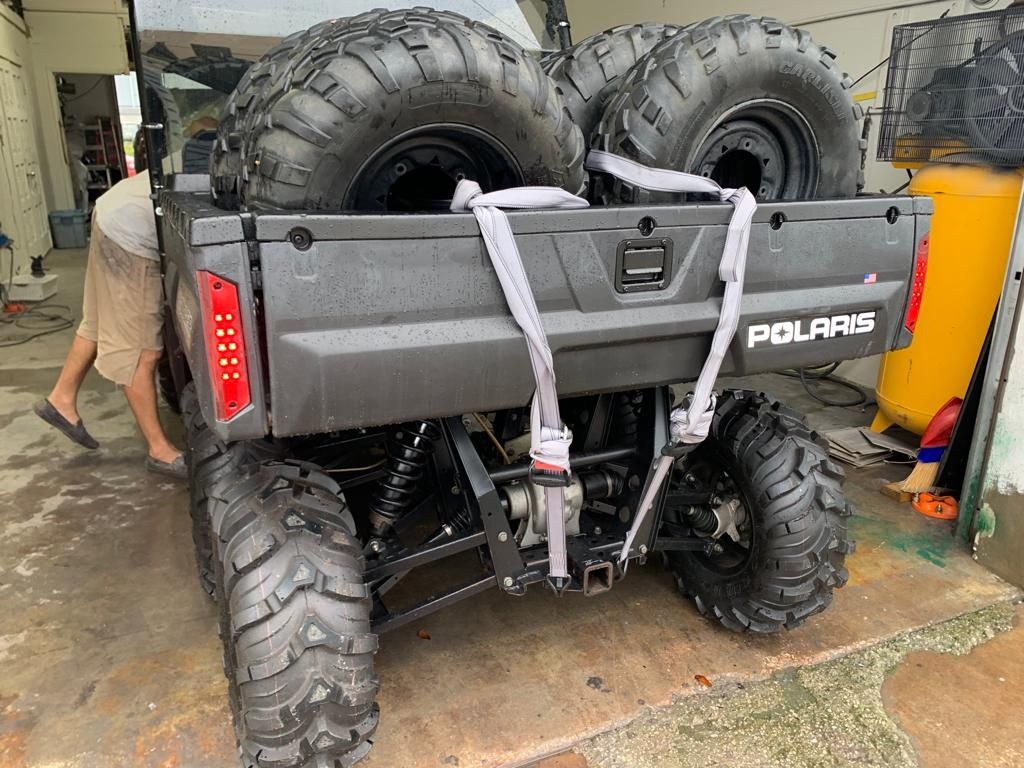 Polaris ranger 800 6x6