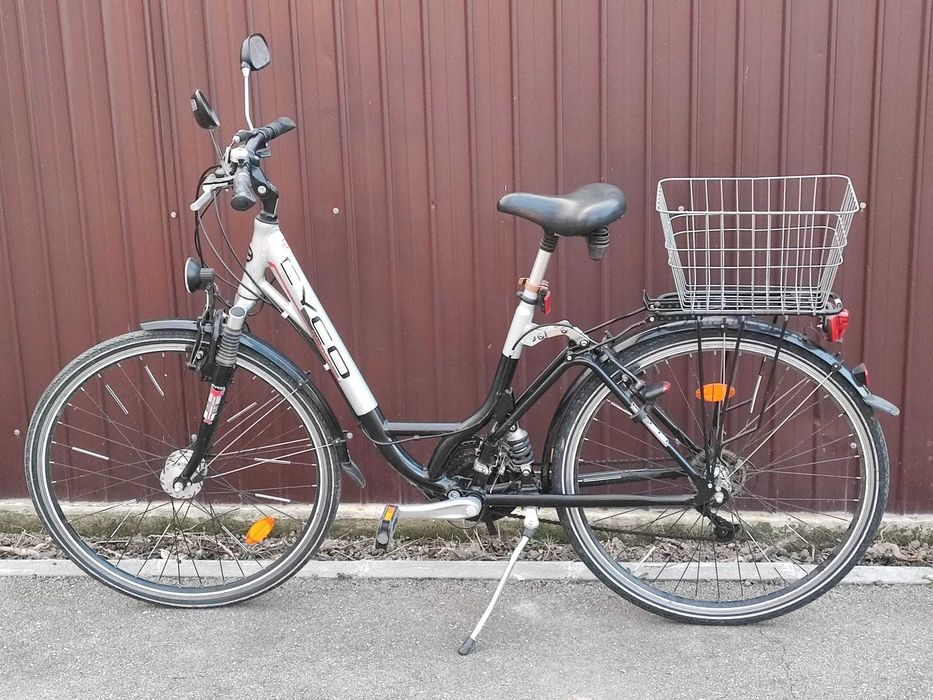 Bicicleta cadru aluminiu, ca noua, echipare Shimano suspensie multipla