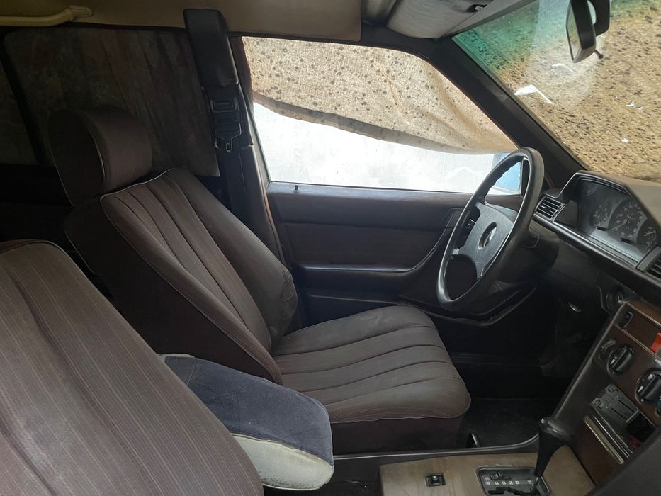 Mercedes w124 e260