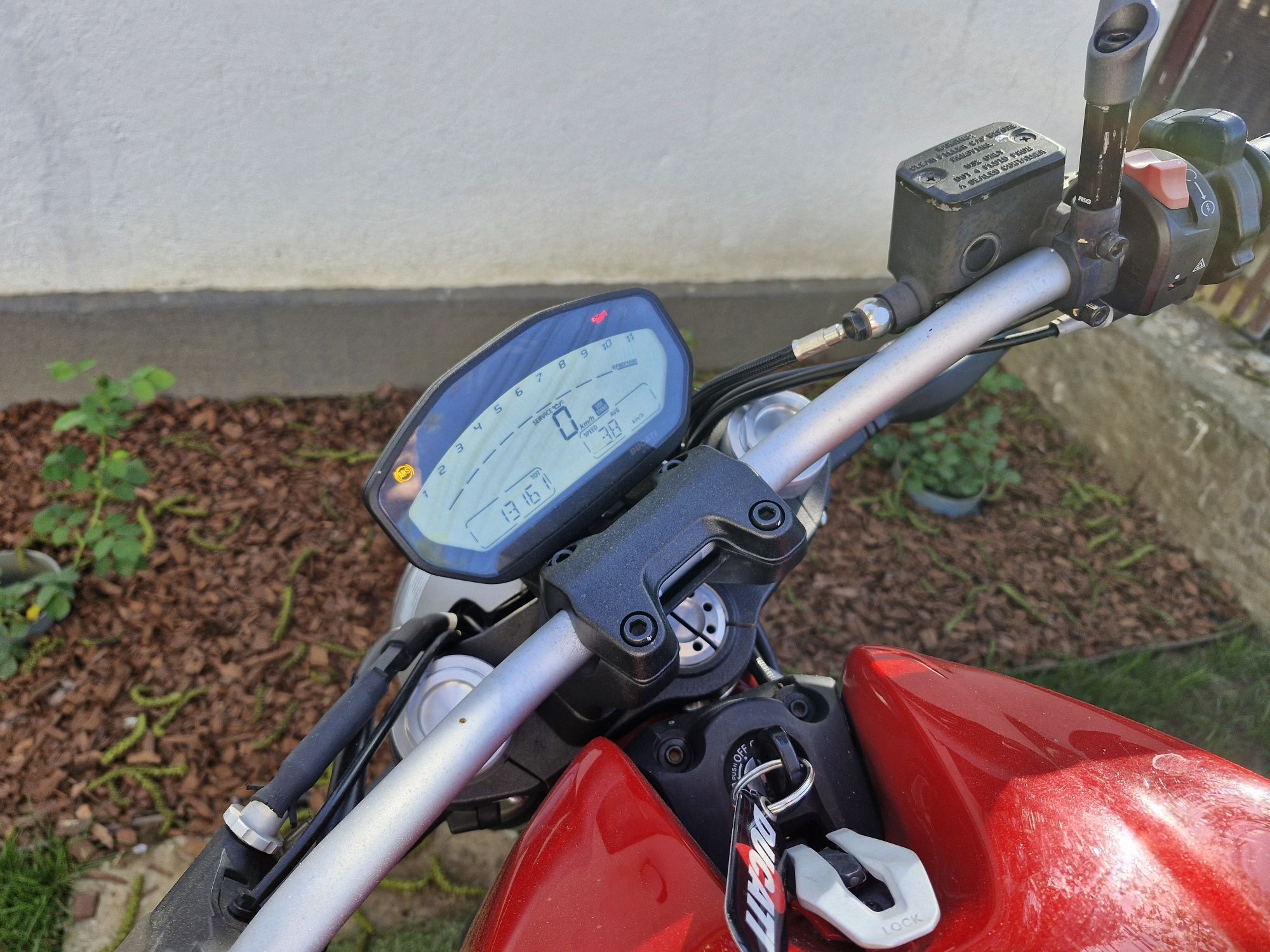 Ducati monster 797