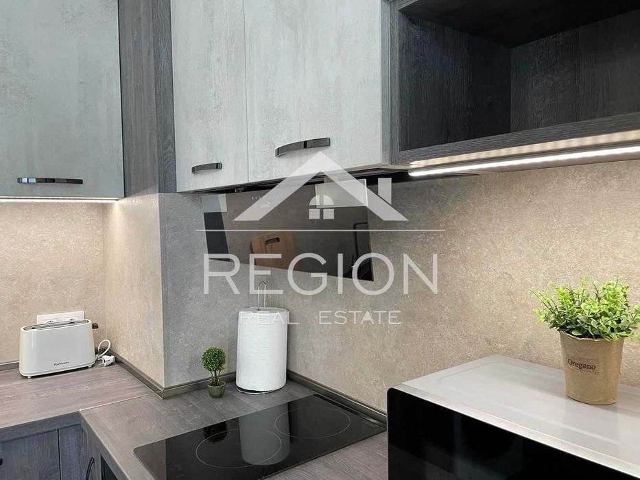 Дава се под наем Тристаен апартамент в Варна, Център - 100 кв.м за 800 € - Снимка #4