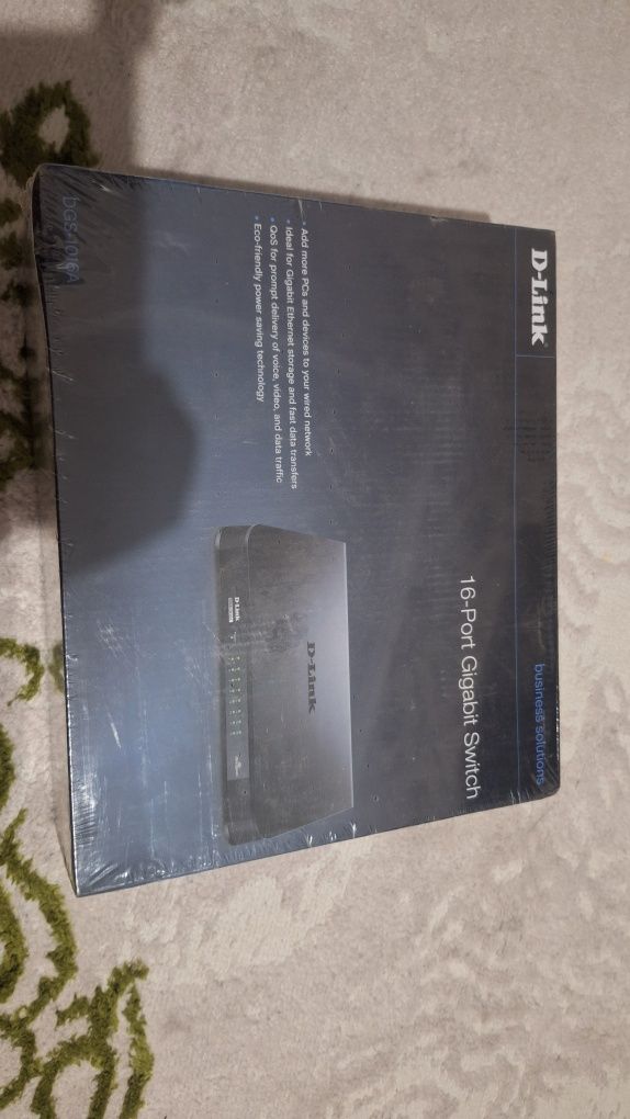 Продаю Хаб 16 порт гиговый Dlink