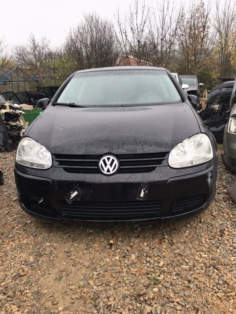 Volkswagen Golf 5 1.9tdi 105к.с НА ЧАСТИ Спортно окачване