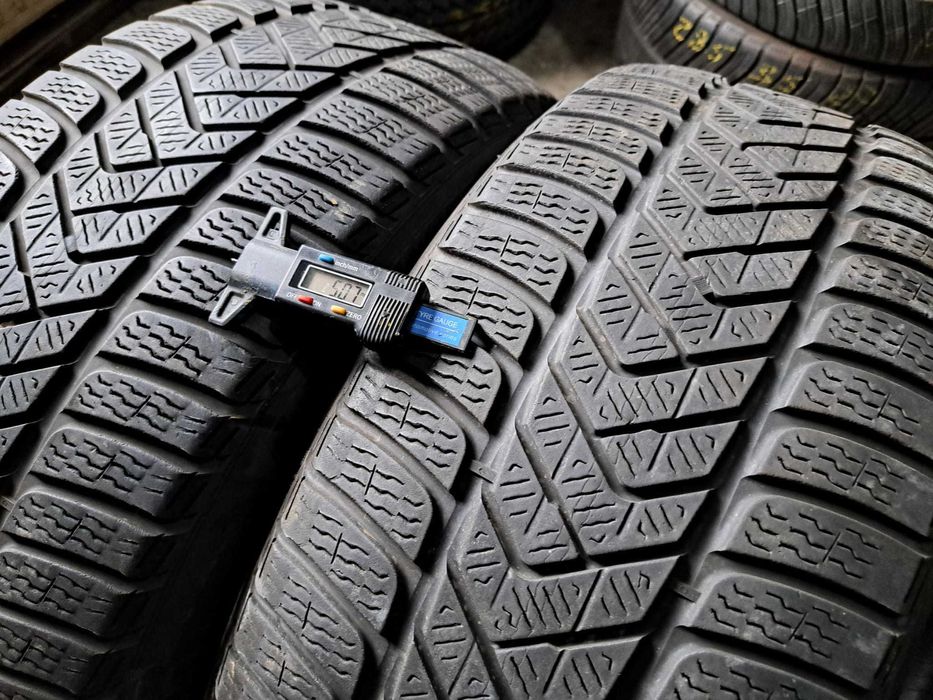 4 anvelope 255/45 R19 Pirelli