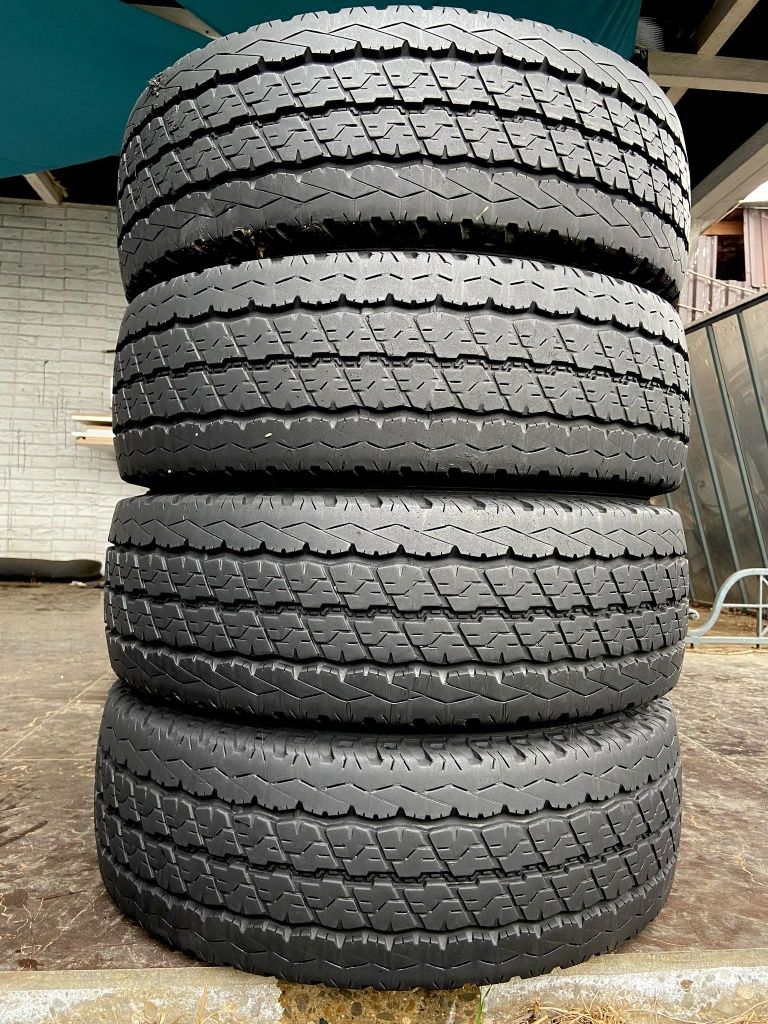 Anvelope vara - 215 70 15 C - Bridgestone -