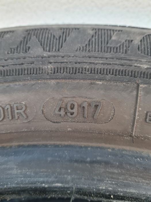 Летни гумин2 броя DUNLOP SportBluResponse 185 60 R15 дот 4917