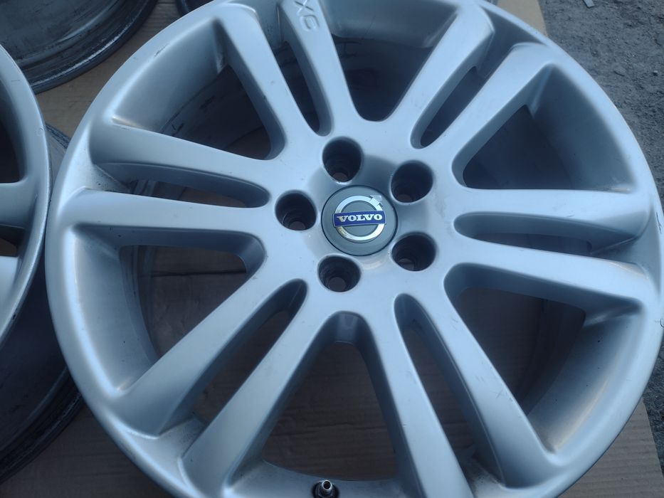 Оригинални 18-5х108 ЕТ49 7j Volvo XC90