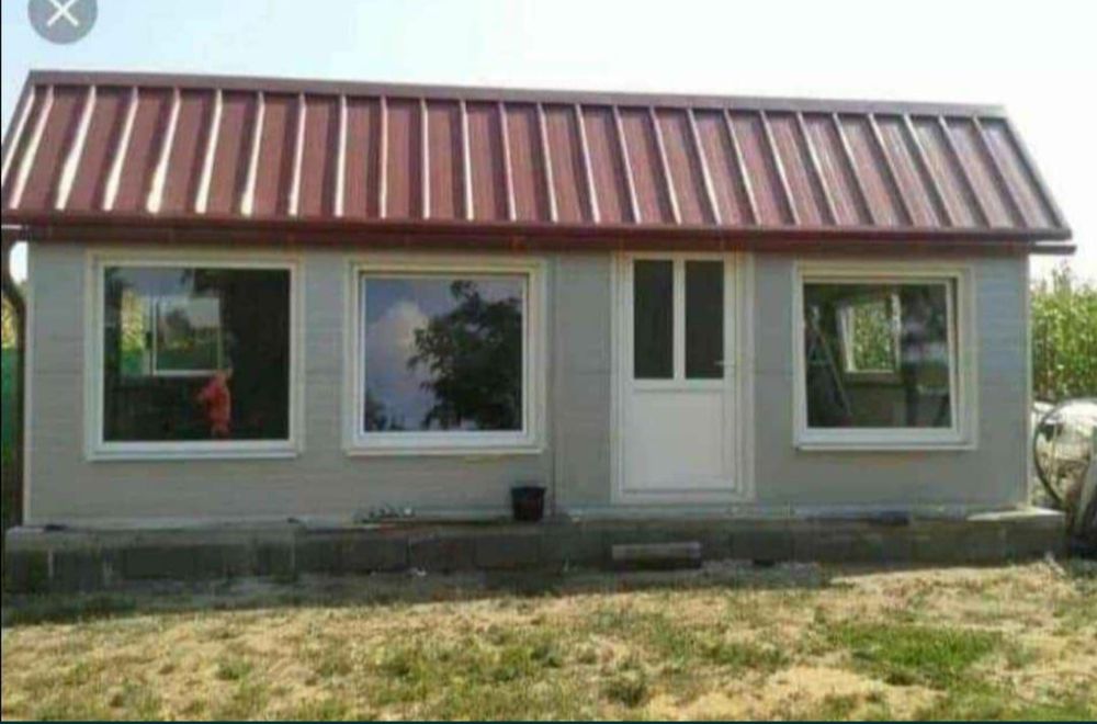 Case de vânzare din panouri sandwich