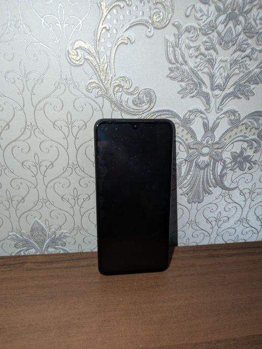 Продам телефон VIVO v21