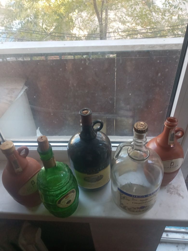 Продам бутыли под вина