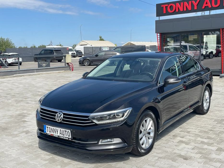 Volkswagen Passat Camera / Full Led / Distronic