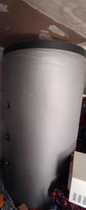 Vând centrală pe lemne Atmos plus Puffer 800 litri