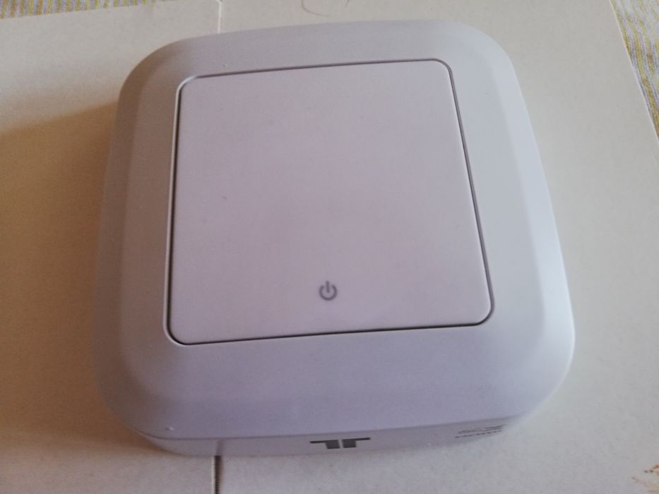 Căști triton kunai stereo în alb și rosu