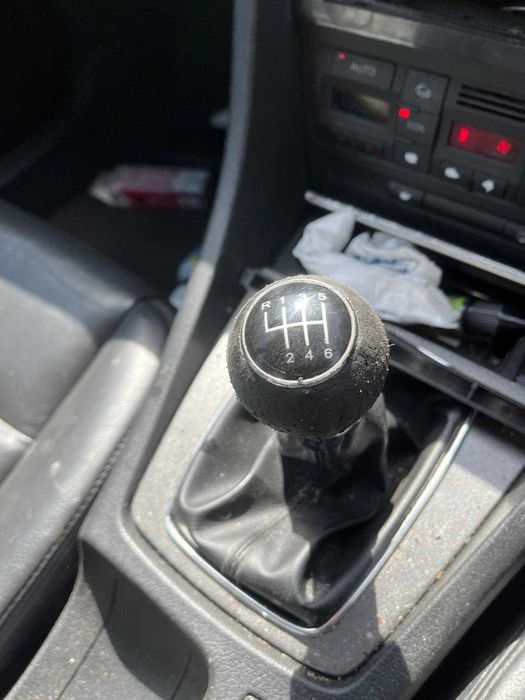 Dezmembrari Audi A4 B7 2.0 TDI BRE  manuala an 2007