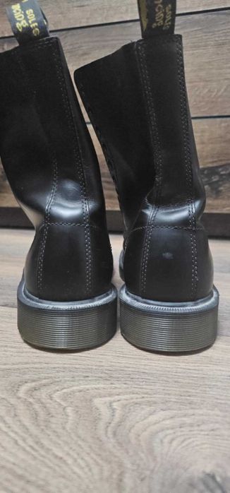 Dr Martens Maine 1490 10 hole exposed metal cap toe boots