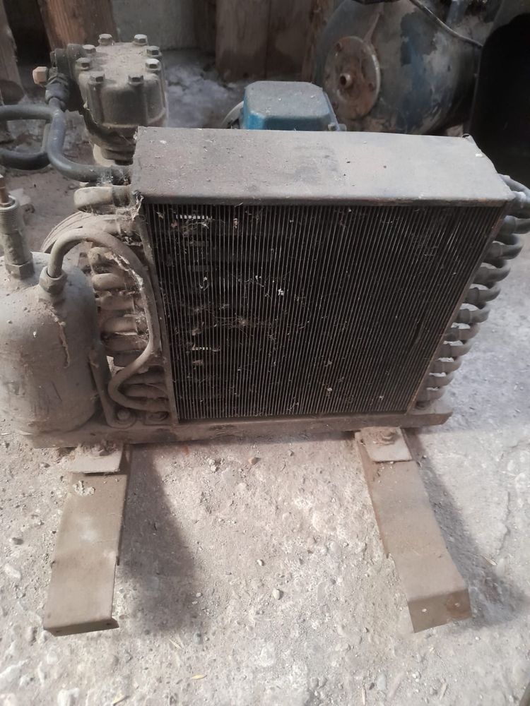 Vand compresor cu radiator pentru frigidere industriale