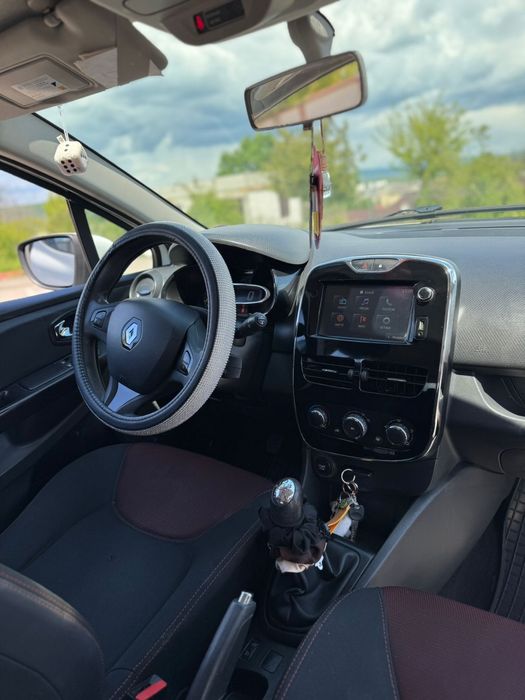 Renault Clio 2014, motor 1.2 benzină, stare bună, dotări moderne