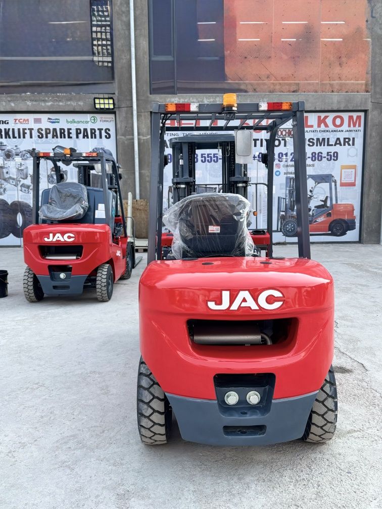 Вилочный погрузчик Автокара Кара  "JAC" 3 тонна 3 метр