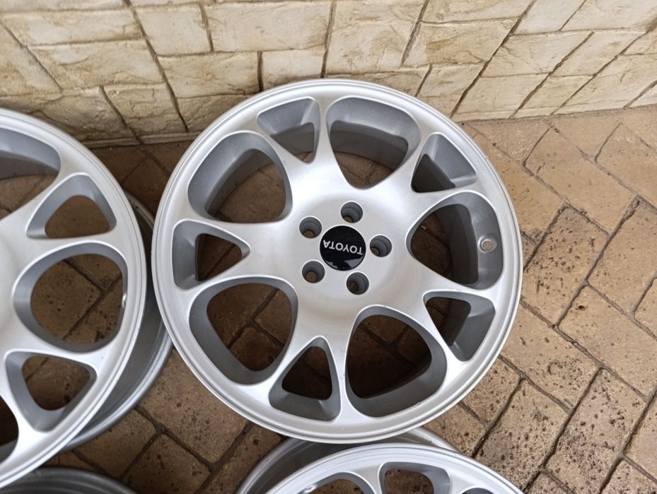 Оригинални джанти за Тойота 5х100 17 цола
