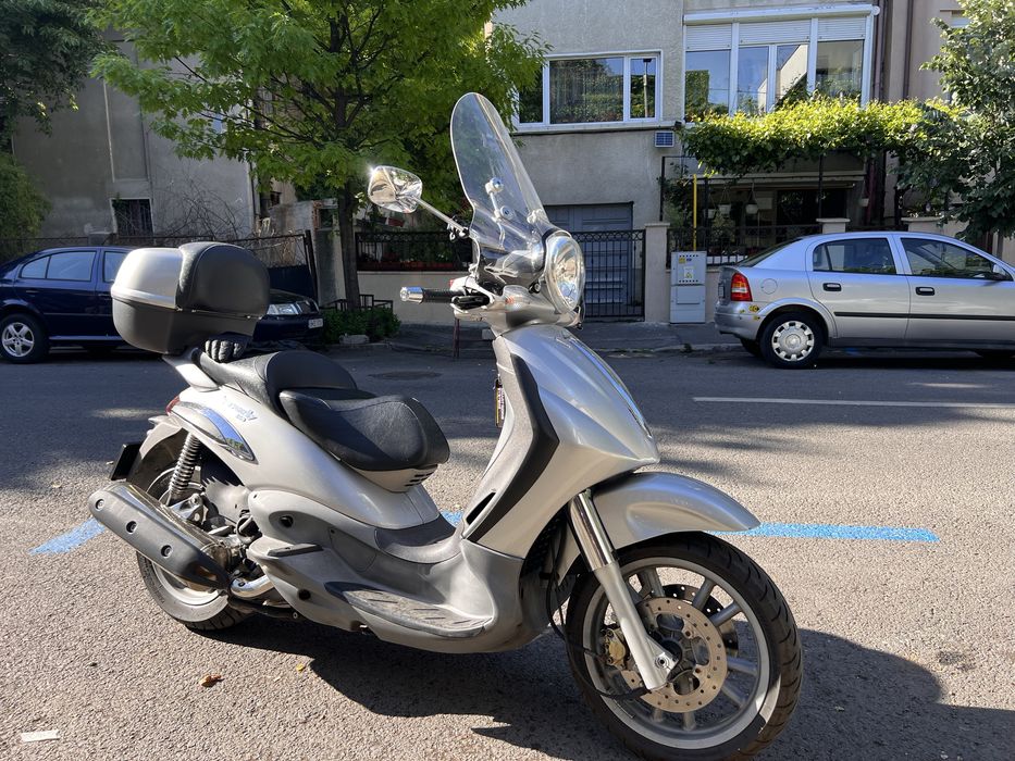 Scuter Piaggio Beverly 500