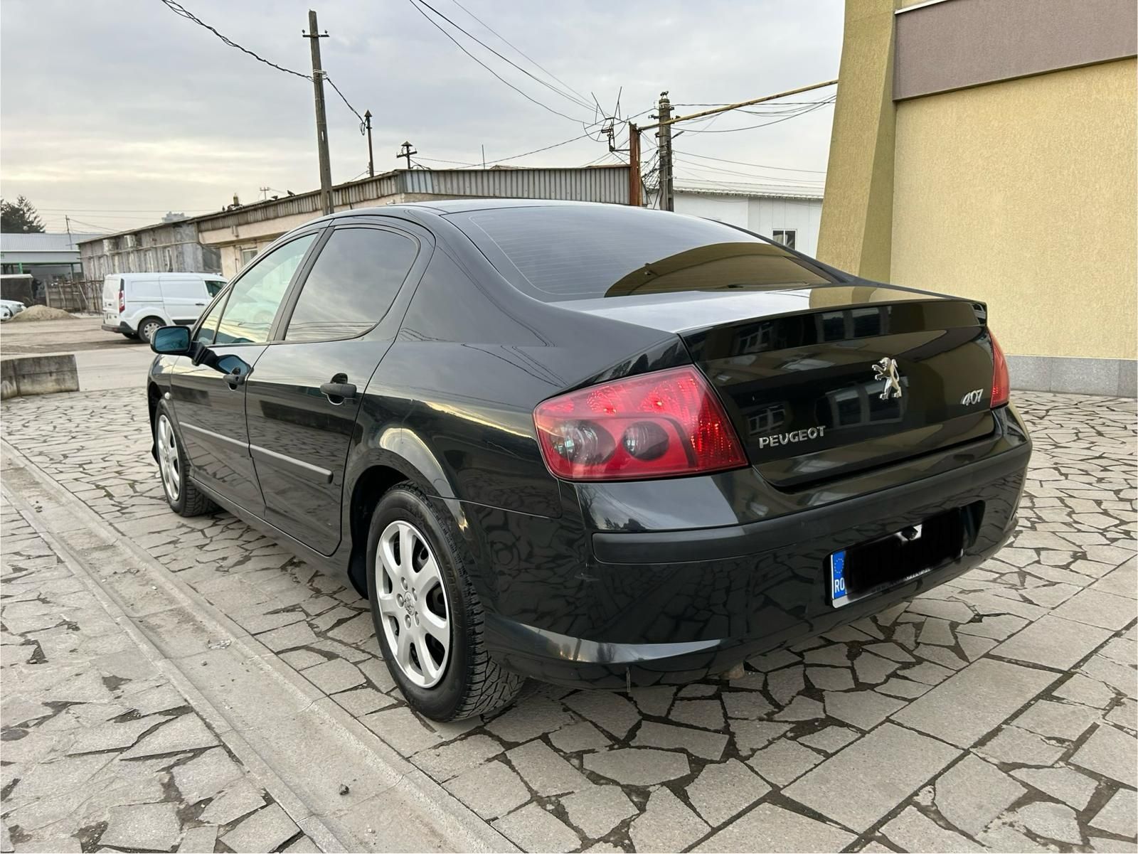 Vând Peugeot 407 .1.6 HDI