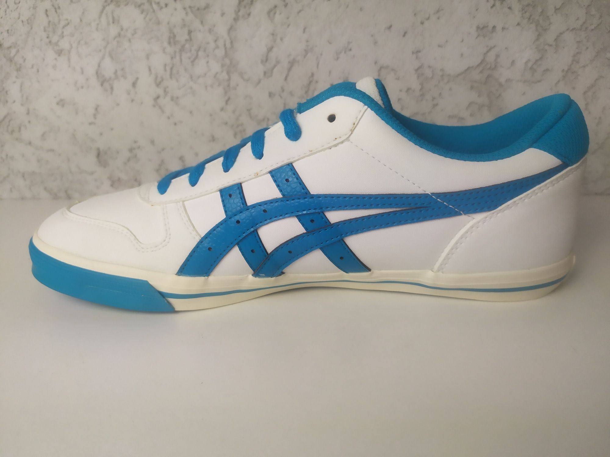 Маратонки Asics Onitsika Tiger 36,37,38,39,40