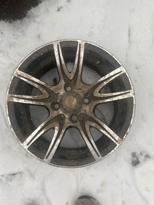 Продам диски на 13