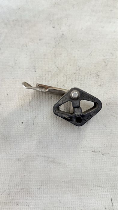 Скоба за гърне  от БМВ 3 Серия