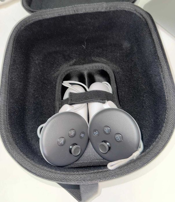 Ochelari VR META Quest 3, 128GB + geanta de calatorie compacta