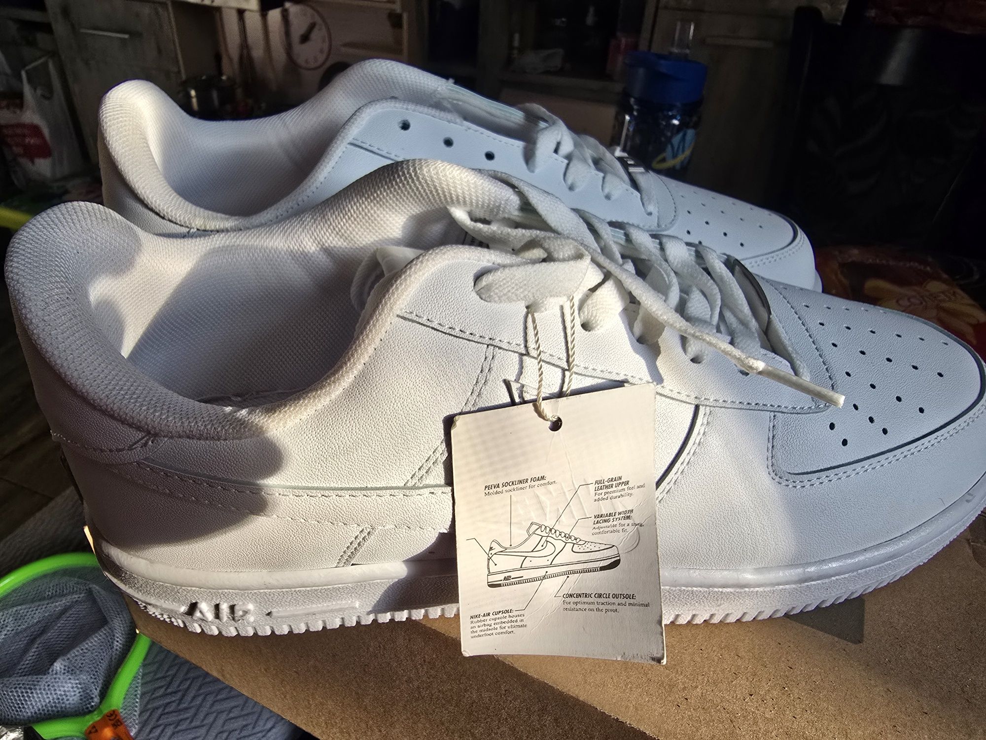 Nike  Air force .