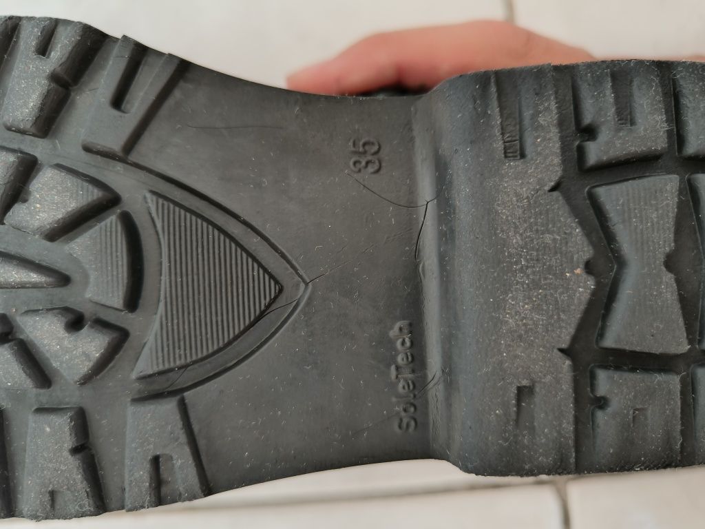 Испанские ботинки кожаные утеплённые 35 размер
