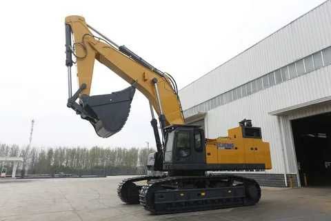Гусеничный экскаватор UZXCMG XE230C Куб 1,0 Длина стрелы 10,2 м