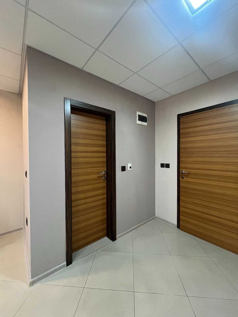 Дава се под наем Офис в Кърджали, Център - 30 кв.м за 229.5 € - Снимка #5