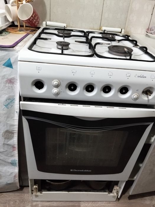 Газ плита в рабочем состоянии