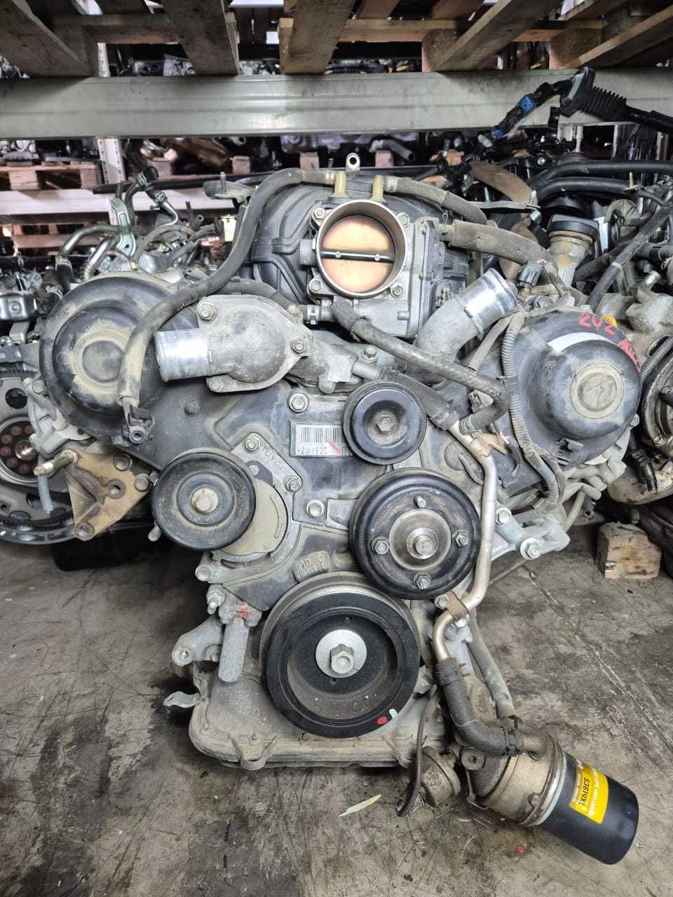 TitanAuto Toyota 2UZ, 4.7л с VVTi двигатель