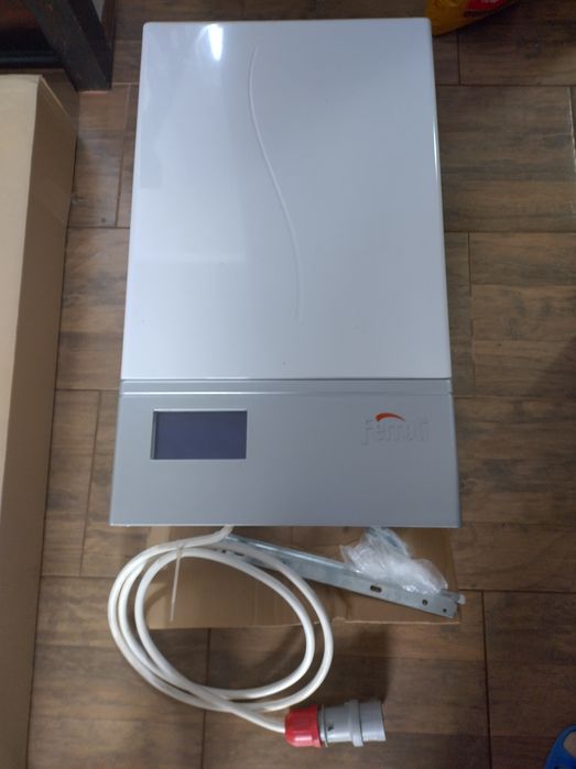 Centrală termică electrică Ferroli 12kW