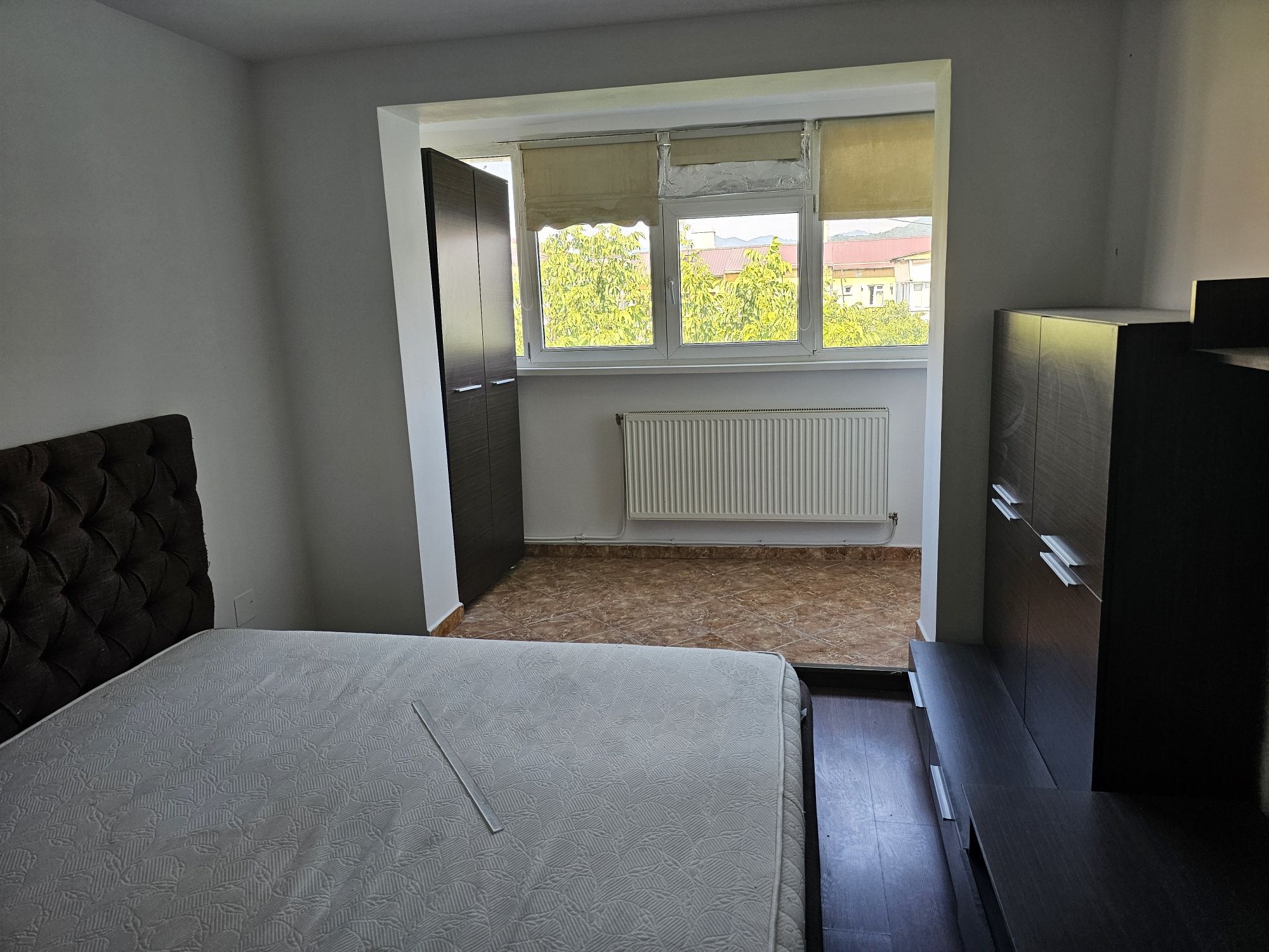 Vand apartament 2 camere decomandat