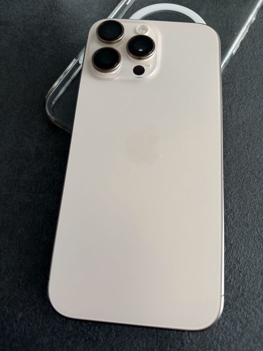 Vand Iphone 16 Pro Max